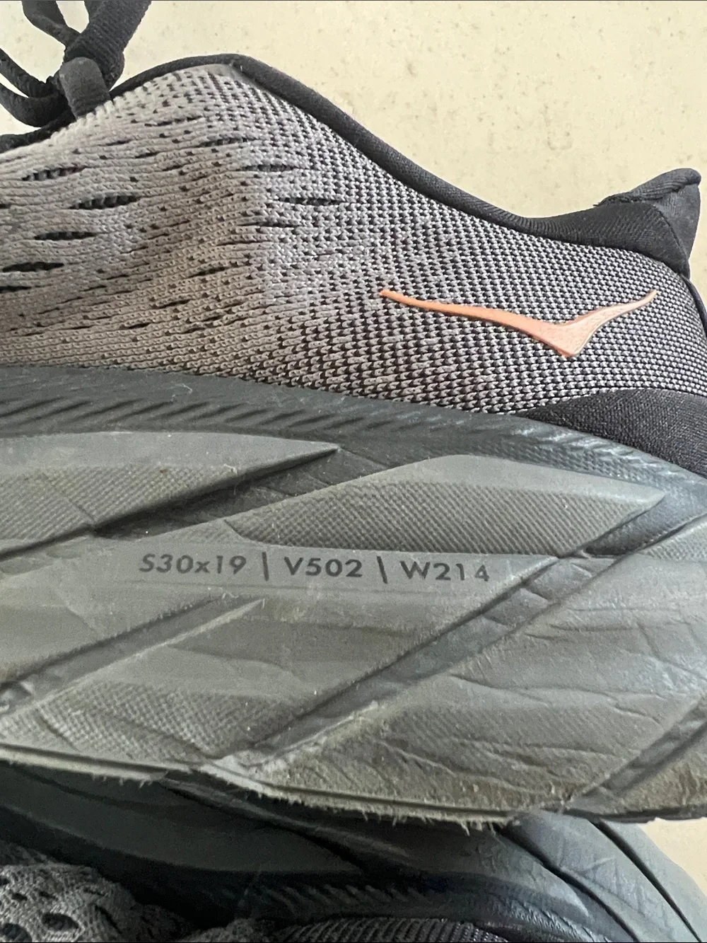 Hoka One Charcoal Gray Running Shoes with peach Logo. Size 8 worn 2x. Amazing!